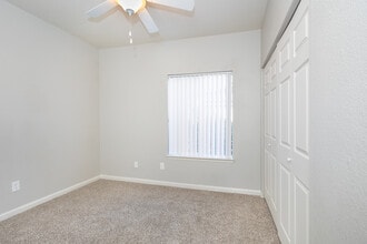 Tanemara Apartment Homes in Littleton, CO - Foto de edificio - Interior Photo