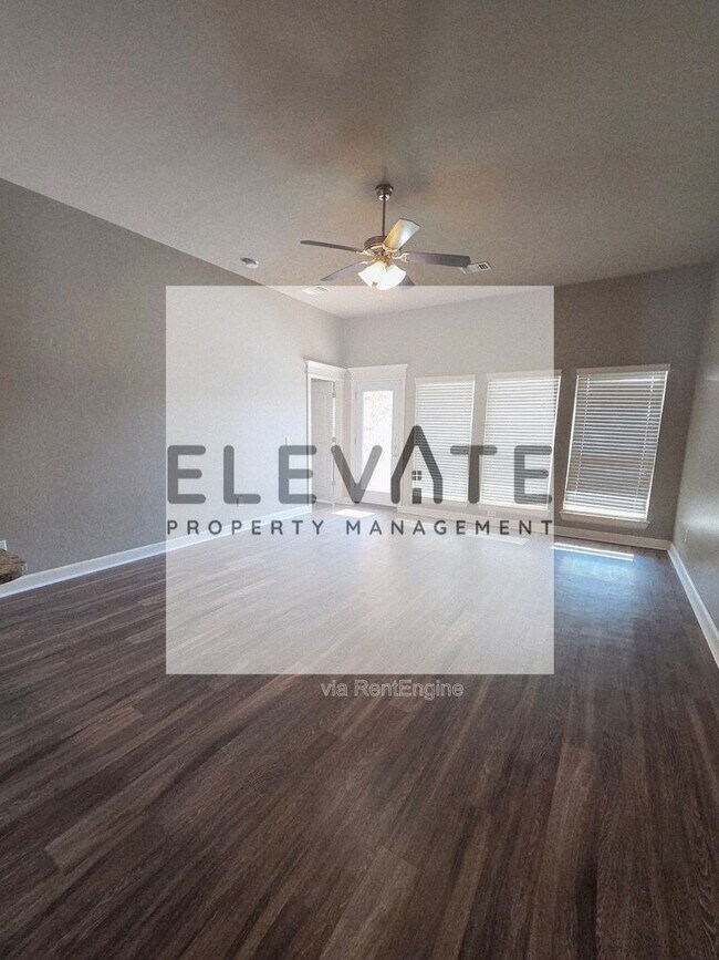 10604 NW 21st St in Yukon, OK - Building Photo - Building Photo