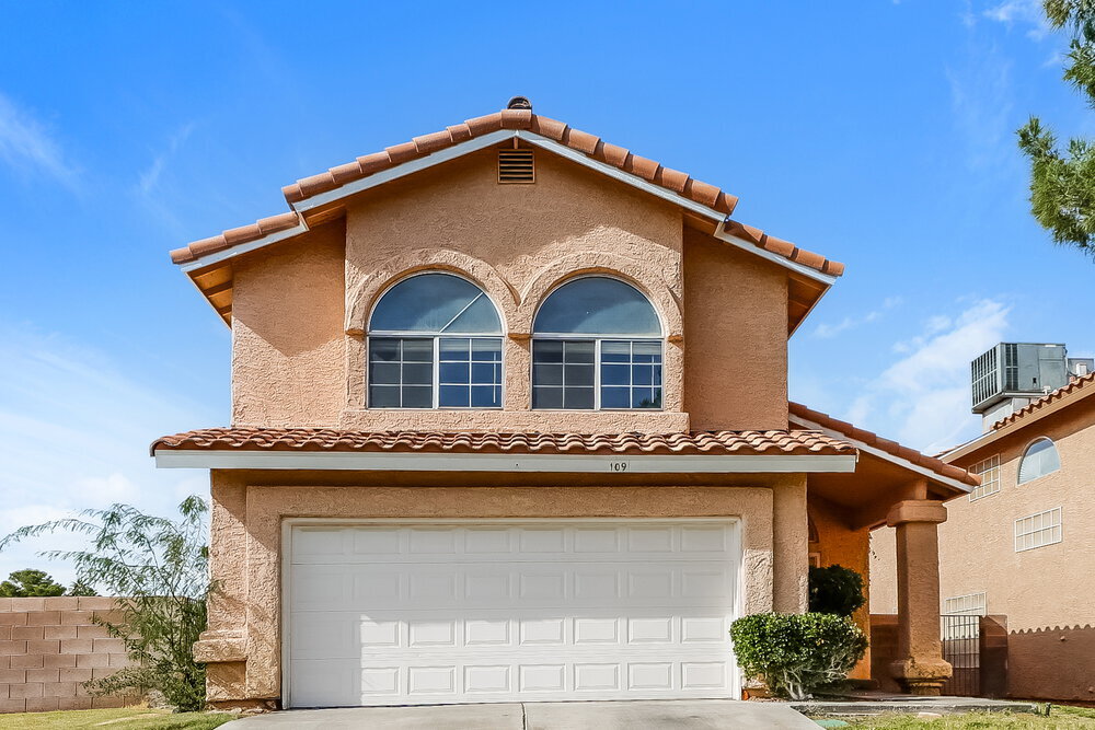 109 Quiet Desert Ln in Henderson, NV - Building Photo