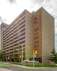 Capital Terrace Apartments in Hamilton, ON - Building Photo - Building Photo