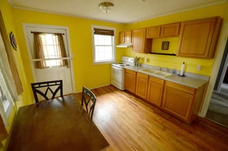 2388 Young Street in Atlanta, GA - Building Photo - Building Photo