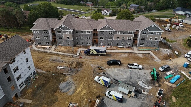 Hershman Landing and Manor