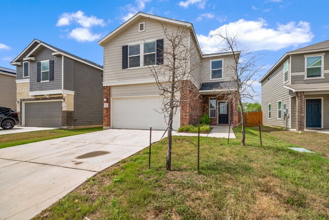 3218 Comanche Crossing in San Antonio, TX - Building Photo - Building Photo