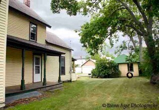 521 Lake St in Eau Claire, WI - Building Photo - Building Photo