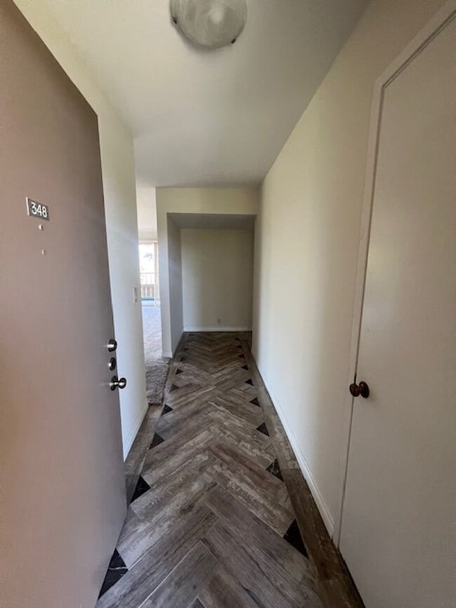 5706 Baltimore Dr in La Mesa, CA - Building Photo - Building Photo