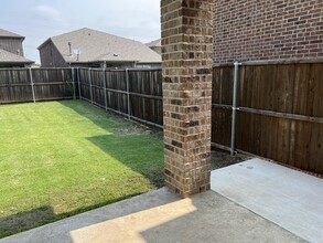 2019 Tawakoni Dr in Irving, TX - Building Photo - Building Photo