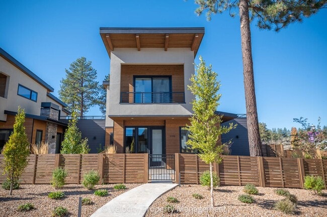 3344 NW Celilo Ln in Bend, OR - Building Photo - Building Photo
