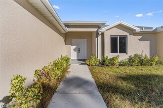 3513 NE 17th Pl in Cape Coral, FL - Building Photo - Building Photo