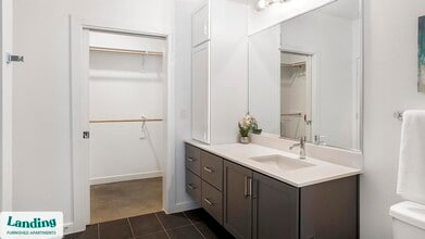 5511 Caprock Smt Dr, Unit 4110 in Bee Cave, TX - Foto de edificio - Building Photo