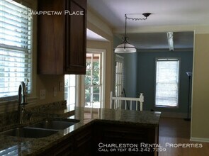 1274 Wappetaw Pl in Mount Pleasant, SC - Foto de edificio - Building Photo
