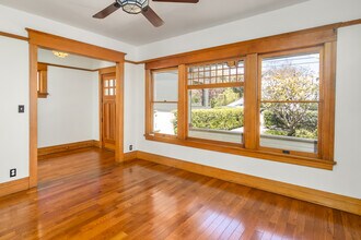 847 E Kensington Rd in Los Angeles, CA - Building Photo - Building Photo