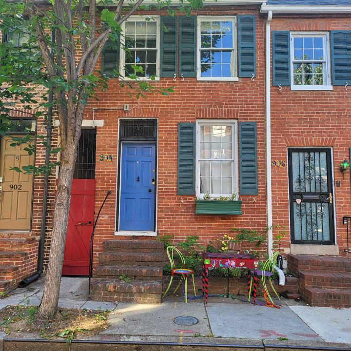 904 Tyson St in Baltimore, MD - Foto de edificio
