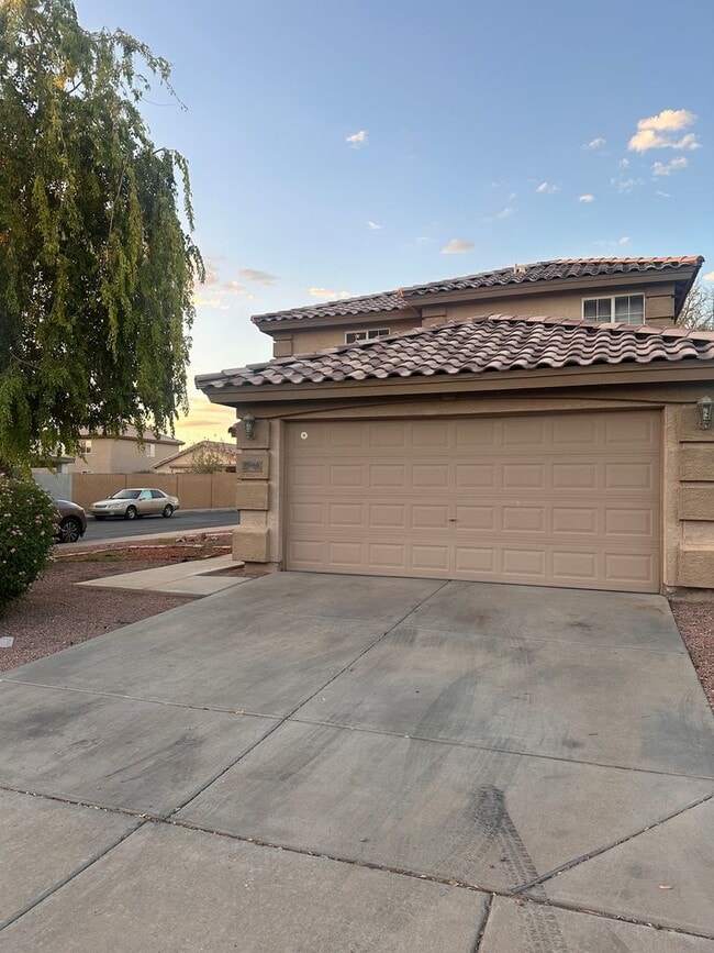 11948 W Rosewood Dr in El Mirage, AZ - Building Photo - Building Photo