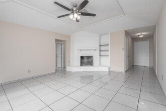 9919 Overview Dr in Sugar Land, TX - Building Photo - Building Photo