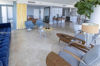 601 NE 36th St, Unit 3101 in Miami, FL - Building Photo - Building Photo