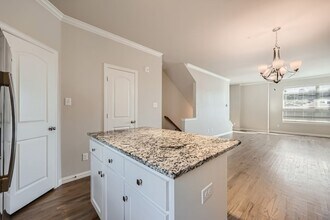 301 E Lamar St in McKinney, TX - Foto de edificio - Building Photo