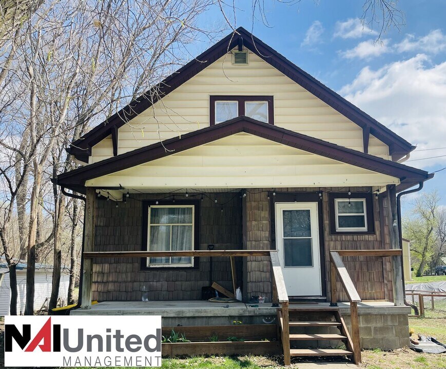 408 Colon St in Sioux City, IA - Building Photo