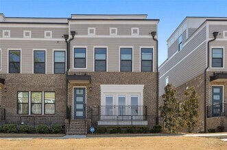 2145 Burnside Dr NW in Atlanta, GA - Building Photo - Building Photo