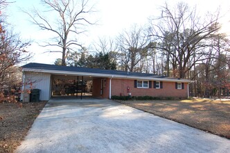 514 Roxanne Dr in Raleigh, NC - Building Photo - Building Photo