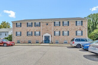 Ellsworth Place in Roanoke, VA - Building Photo - Building Photo