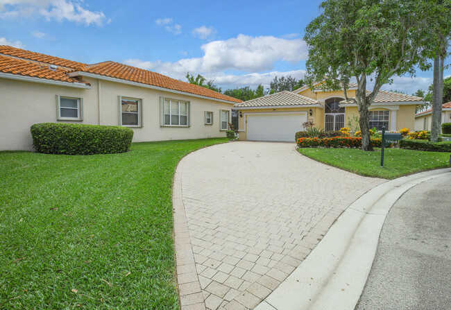 7064 Lombardy St in Boynton Beach, FL - Building Photo - Building Photo