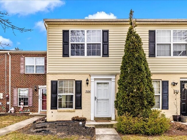 584 Cotswold Ct in Frederick, MD - Building Photo - Building Photo
