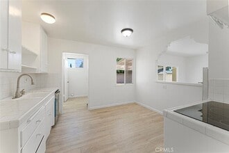 1916 W Harle Ave in Anaheim, CA - Building Photo - Building Photo