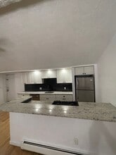 241 Maverick St in Boston, MA - Building Photo - Building Photo