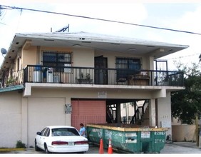 1334 NW 3rd St in Miami, FL - Building Photo - Building Photo