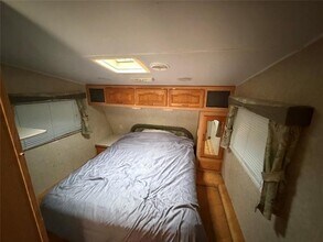 441 HCR 2105 Loop N in Whitney, TX - Building Photo - Building Photo