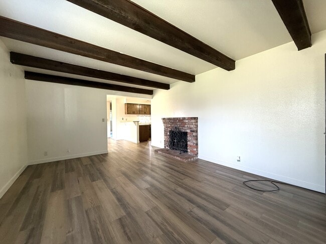 860 Netters Cir in Chico, CA - Building Photo - Building Photo
