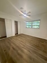 337 SE 12th Ave in Pompano Beach, FL - Foto de edificio - Building Photo