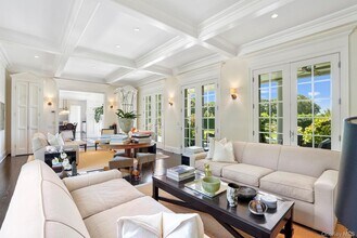 10 Horse Meadow Ln in East Hampton, NY - Building Photo - Building Photo