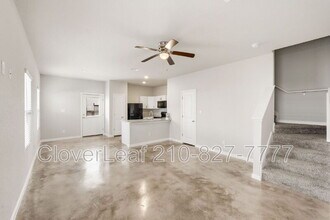 8030 Dial Ike Dr in San Antonio, TX - Building Photo - Building Photo