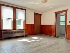 120 Church St, Unit 2nd Floor in Manville, RI - Building Photo - Building Photo