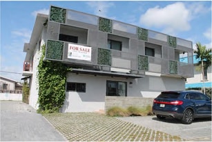 1960 SW 27th Ave, Unit 3