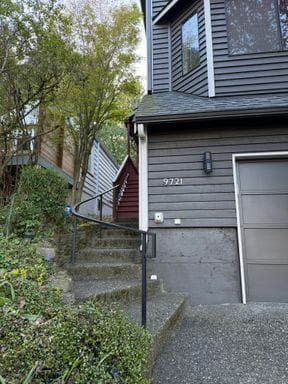 9721 20th Ave NE in Seattle, WA - Building Photo - Building Photo