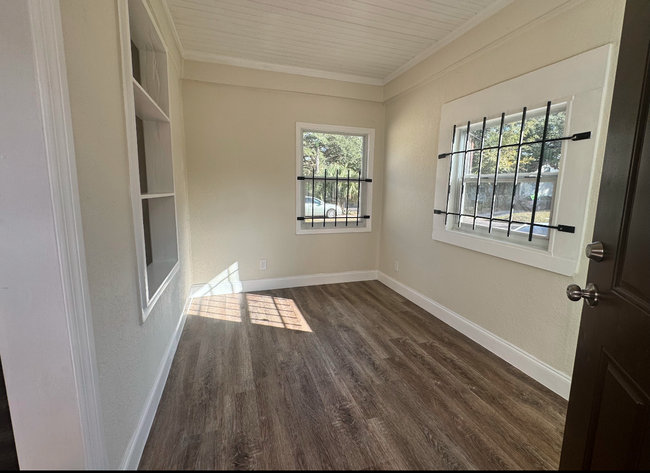 1617 E 16th St in Jacksonville, FL - Foto de edificio - Building Photo
