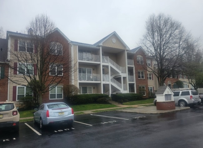 property at 1607 Breckenridge Dr