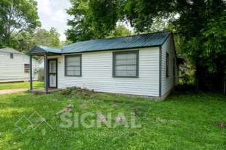 1421 Rayfield Dr in Birmingham, AL - Building Photo - Building Photo