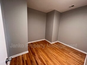 3725 W Grand Ave in Chicago, IL - Building Photo - Building Photo