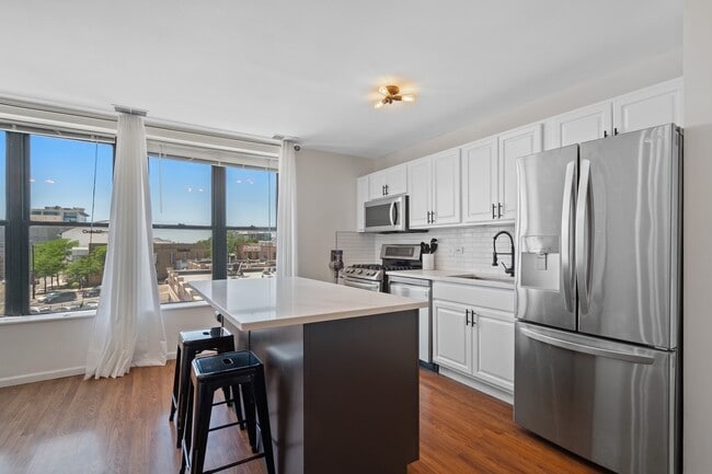 1600 N Halsted St in Chicago, IL - Building Photo - Building Photo