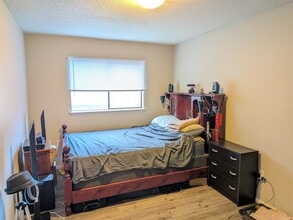 1755 No 9 Highway215 in Agassiz, BC - Building Photo - Building Photo