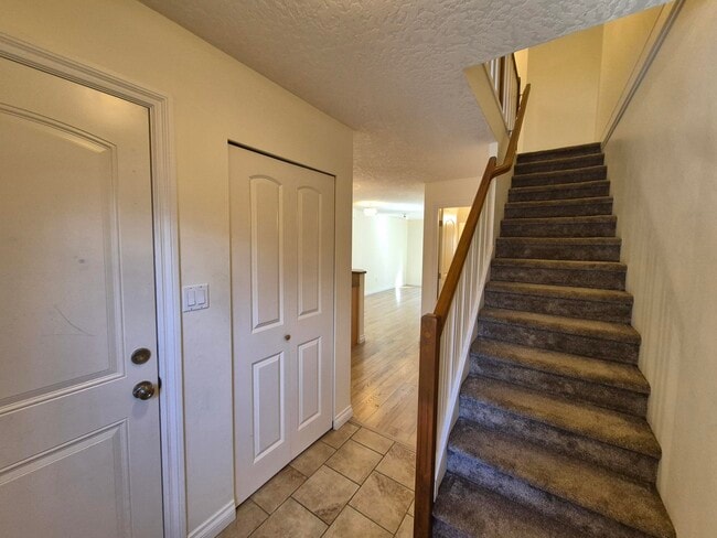 1919 Maple Avenue South in Sooke, BC - Building Photo - Building Photo