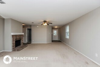 1617 Rialto Way in Justin, TX - Foto de edificio - Building Photo