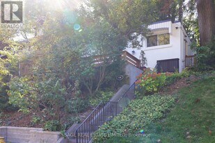 130 Neville Park Blvd in Toronto, ON - Building Photo