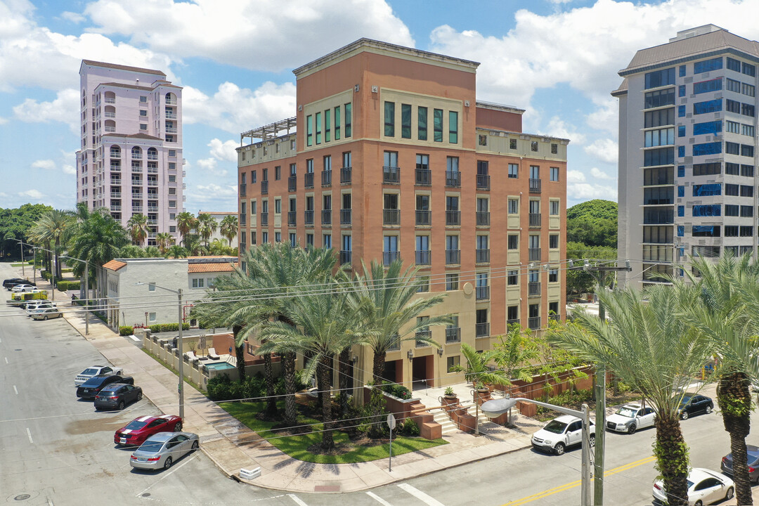 Biltmore Village Condo in Coral Gables, FL - Building Photo