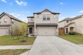 214 Queen Topsail Wy in Kyle, TX - Building Photo - Building Photo