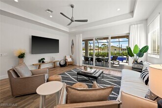 819 91st Ave N in Naples, FL - Building Photo - Building Photo