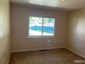 3109 Bergdolt Rd in Evansville, IN - Building Photo - Building Photo